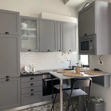 Apartamento T1+1 No Coração De Apartamento